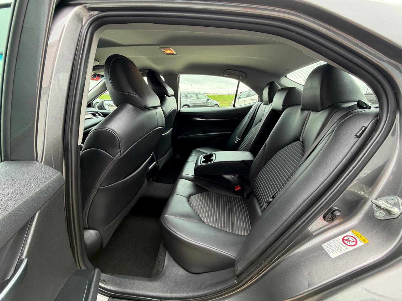 Toyota Camry SE 2018