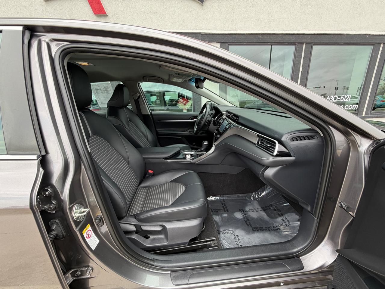 Toyota Camry SE 2018