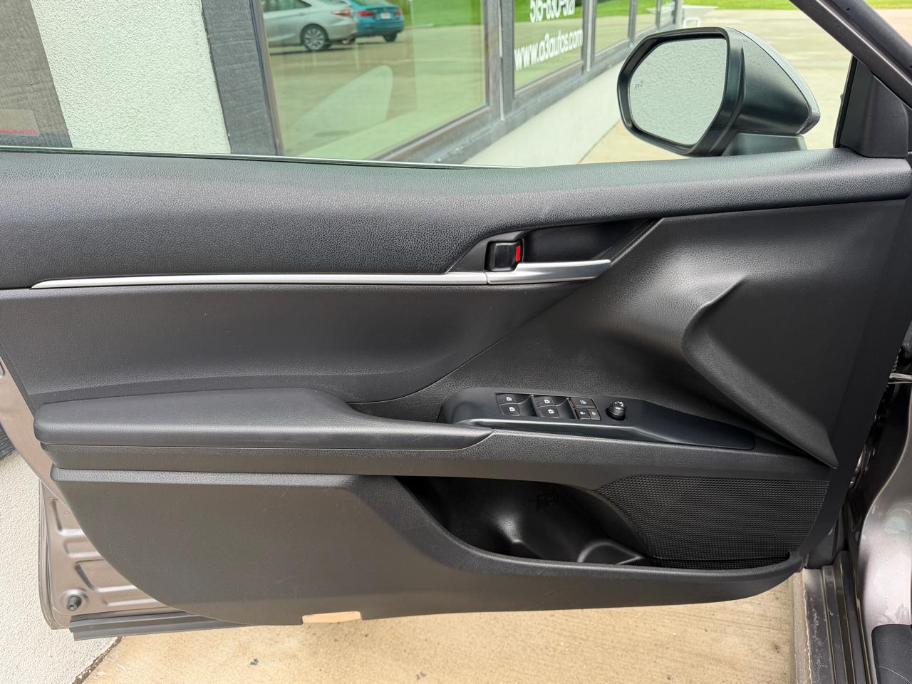 Toyota Camry SE 2018