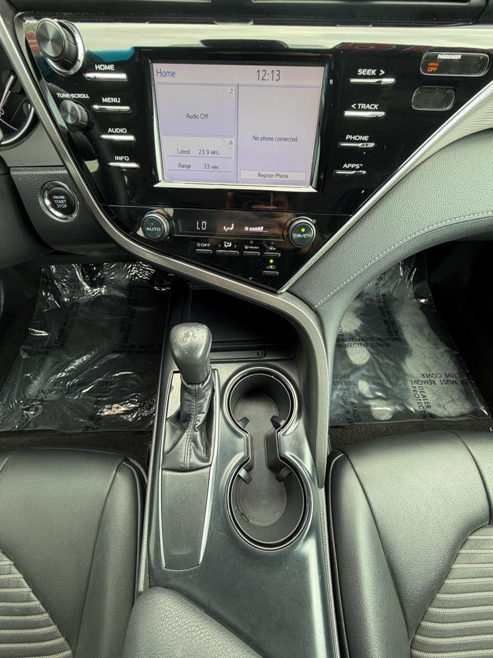 Toyota Camry SE 2018