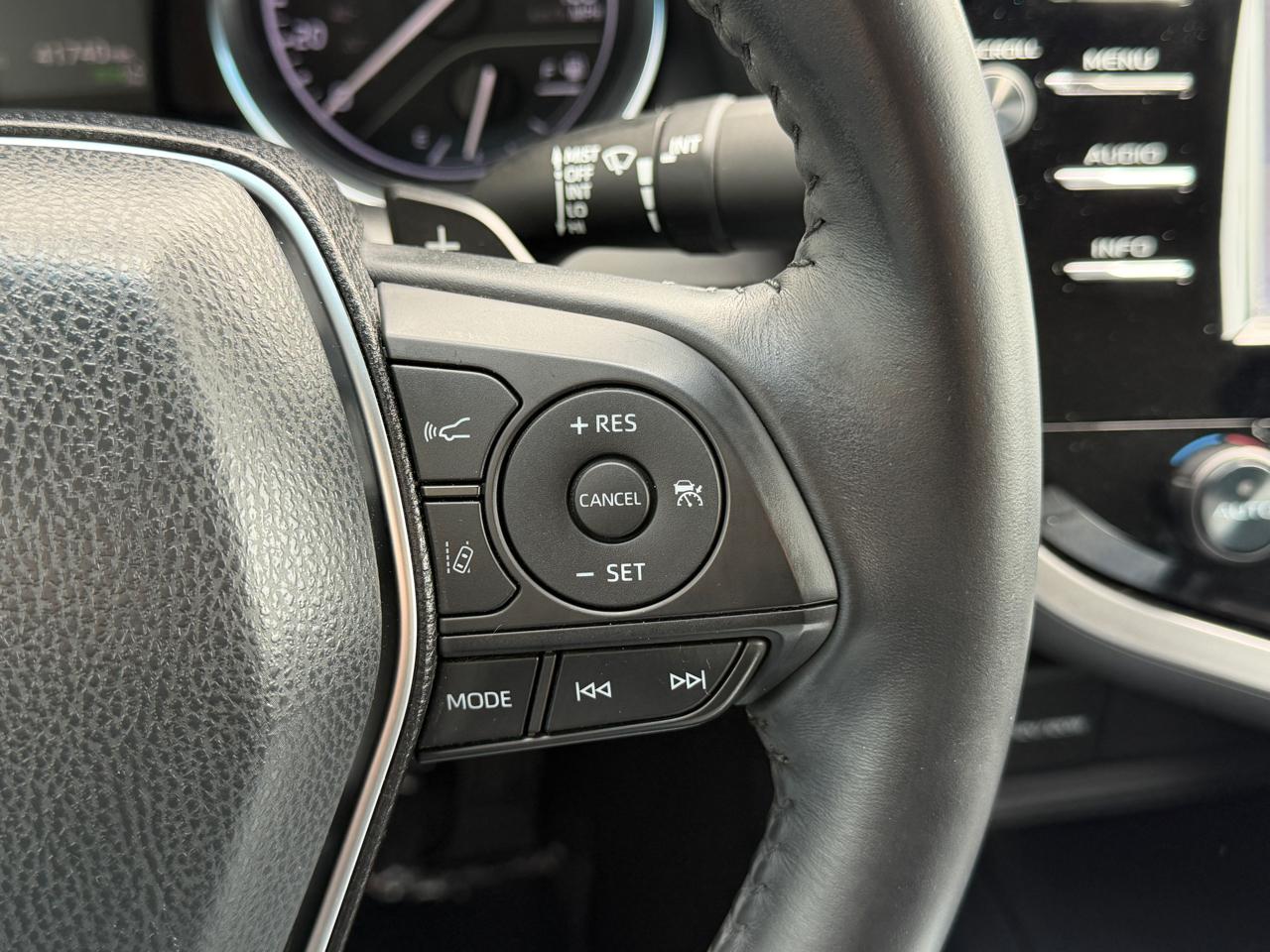 Toyota Camry SE 2018