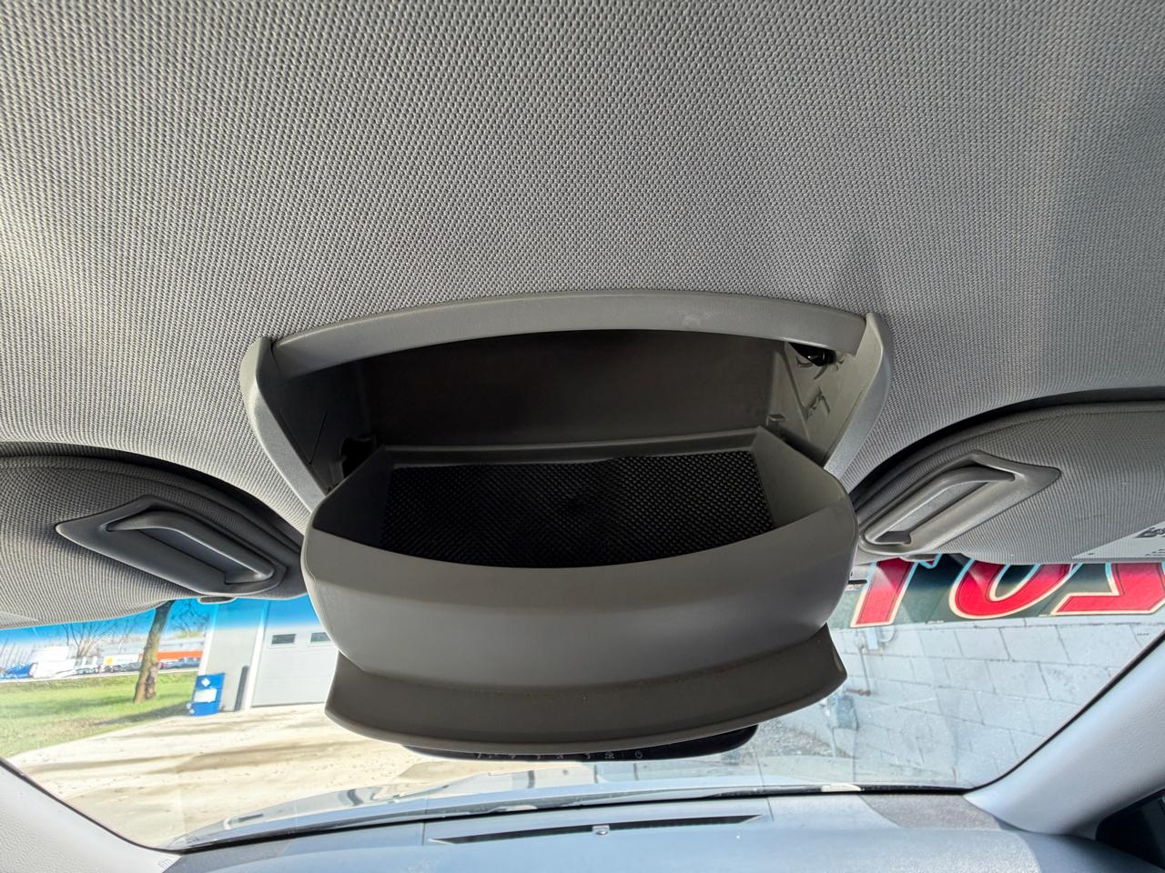 Toyota Camry SE 2018