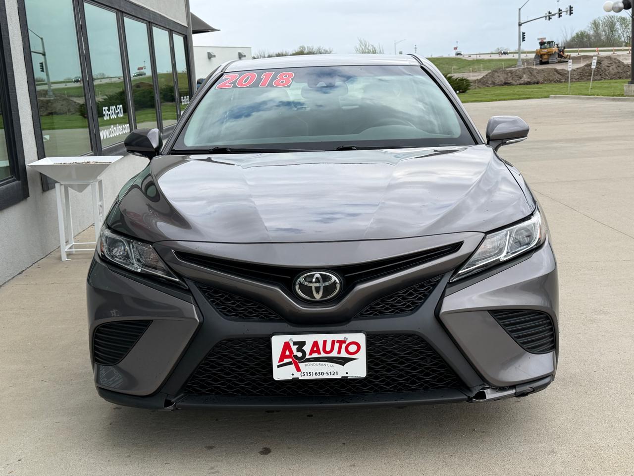 Toyota Camry SE 2018