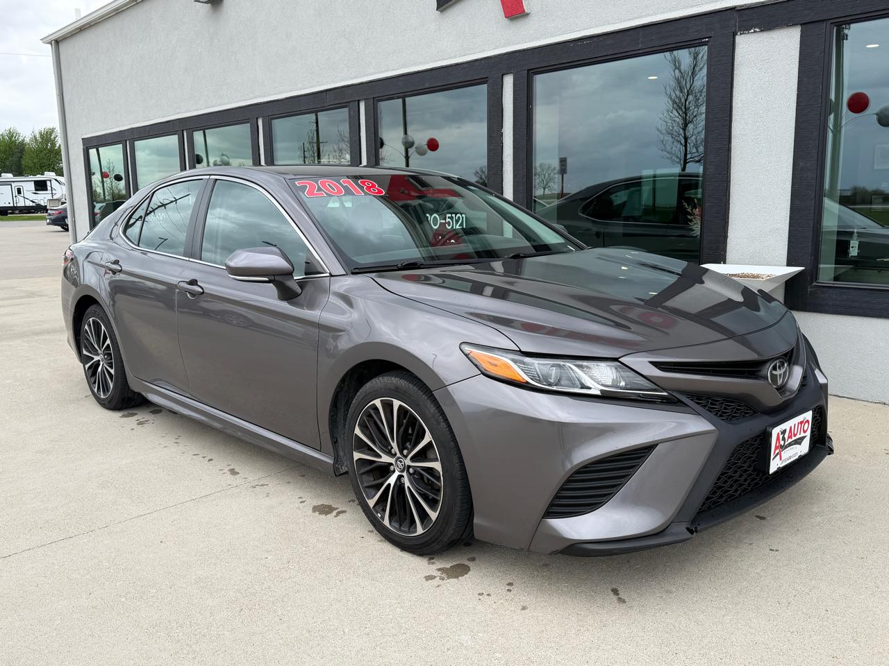 Toyota Camry SE 2018