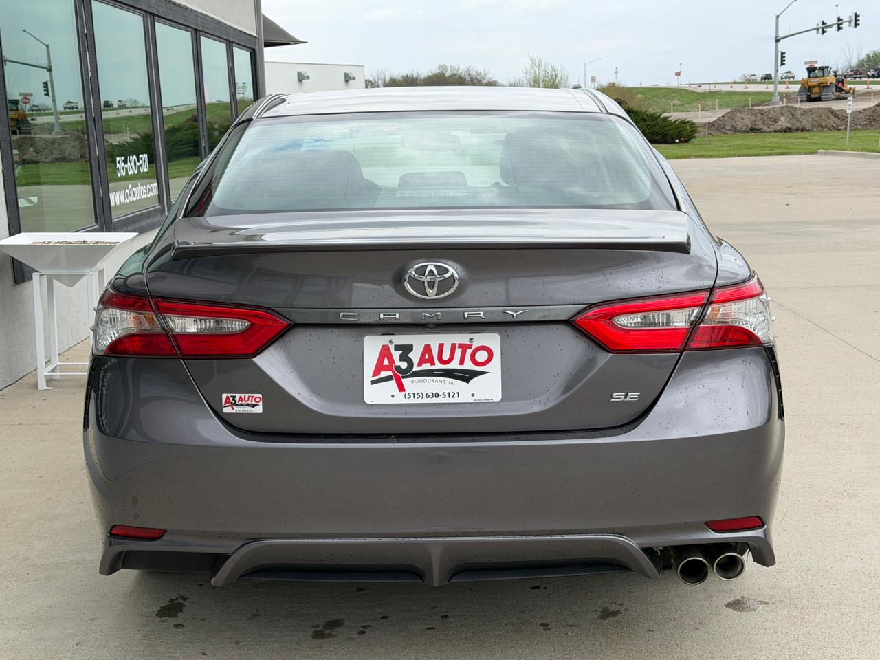 Toyota Camry SE 2018