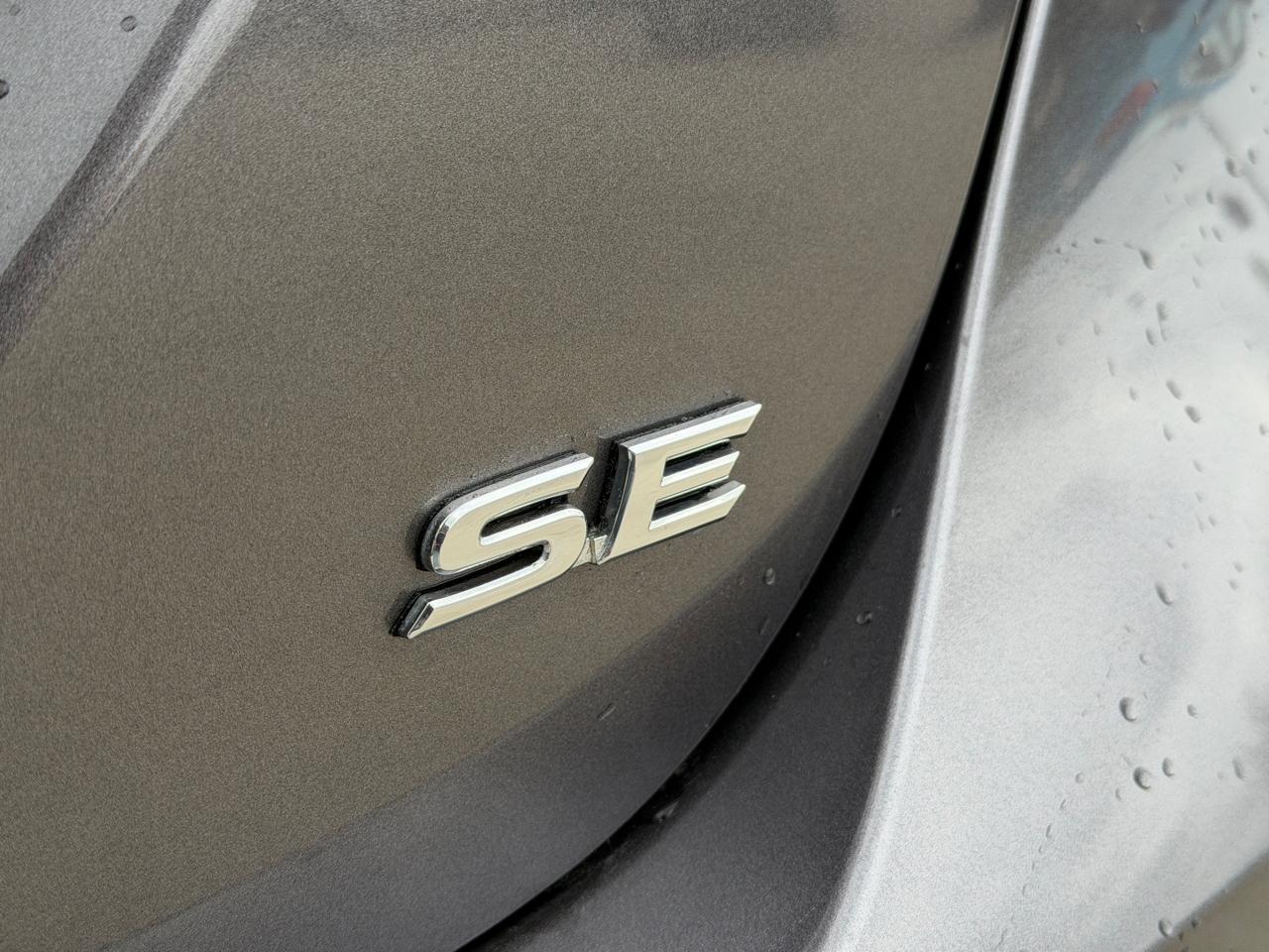 Toyota Camry SE 2018