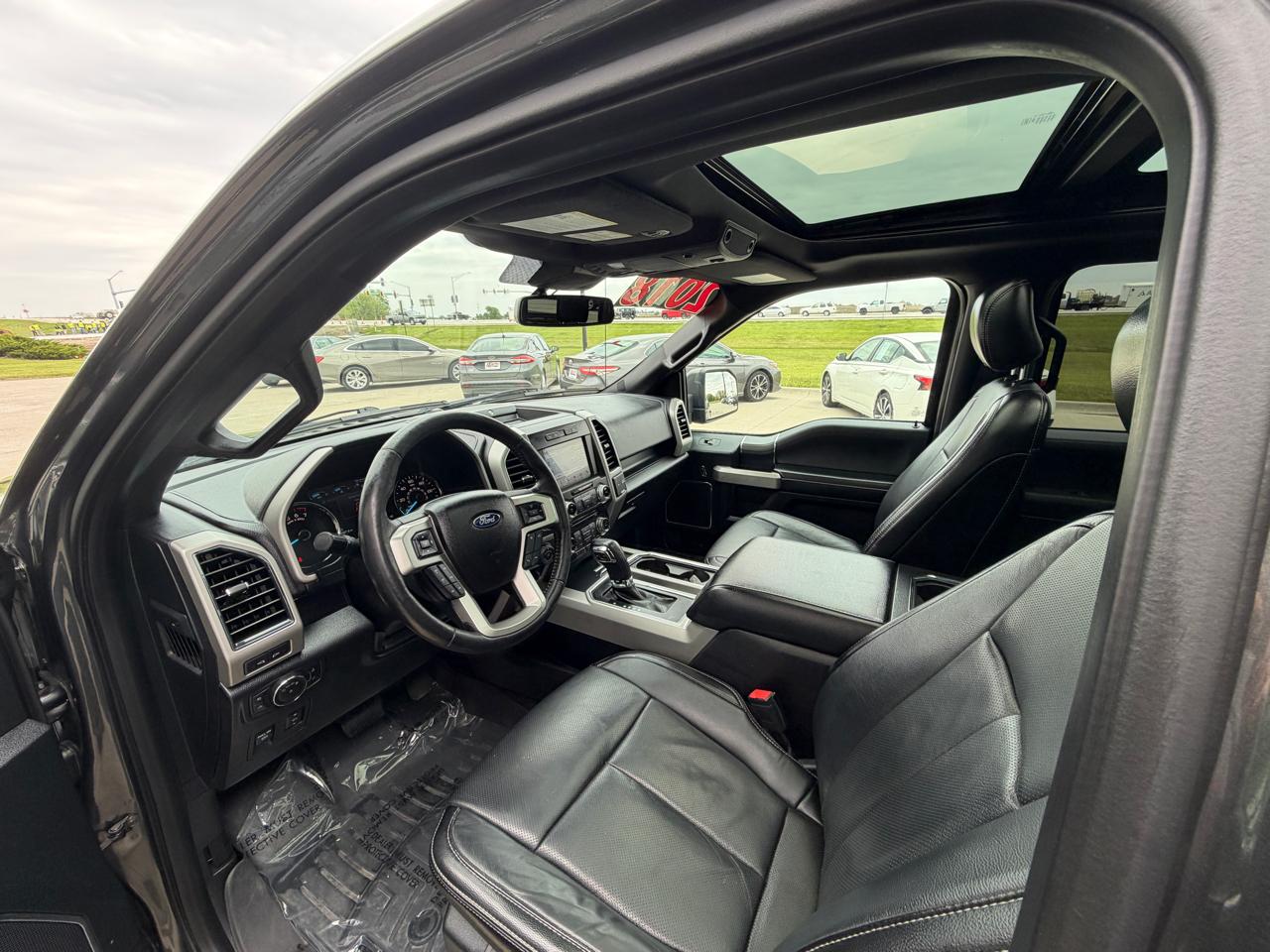 Ford F-150 Lariat 4WD SuperCrew 5.5' Box 2018