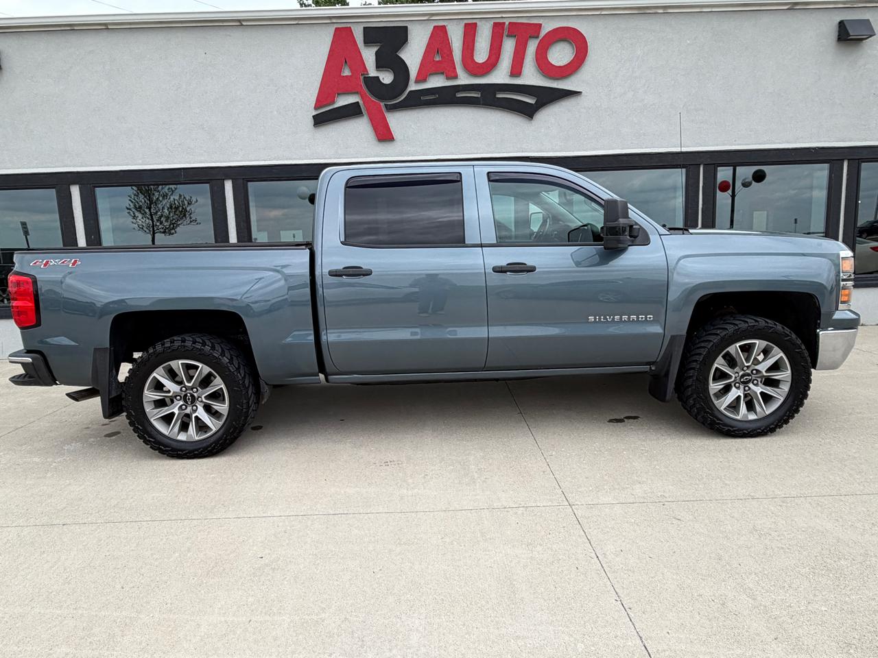 Chevrolet Silverado 1500 1LT Crew Cab 4WD 2014