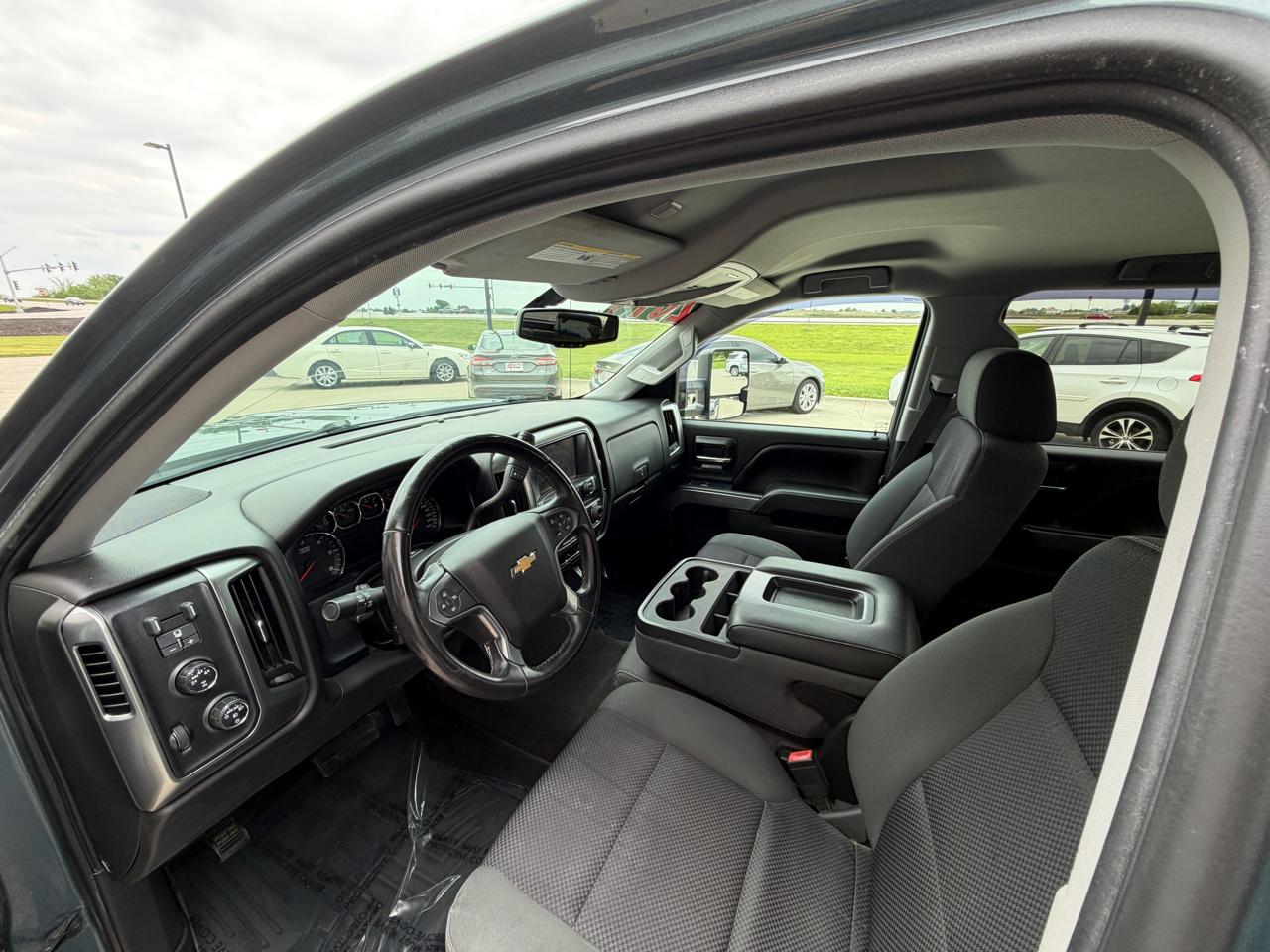 Chevrolet Silverado 1500 1LT Crew Cab 4WD 2014