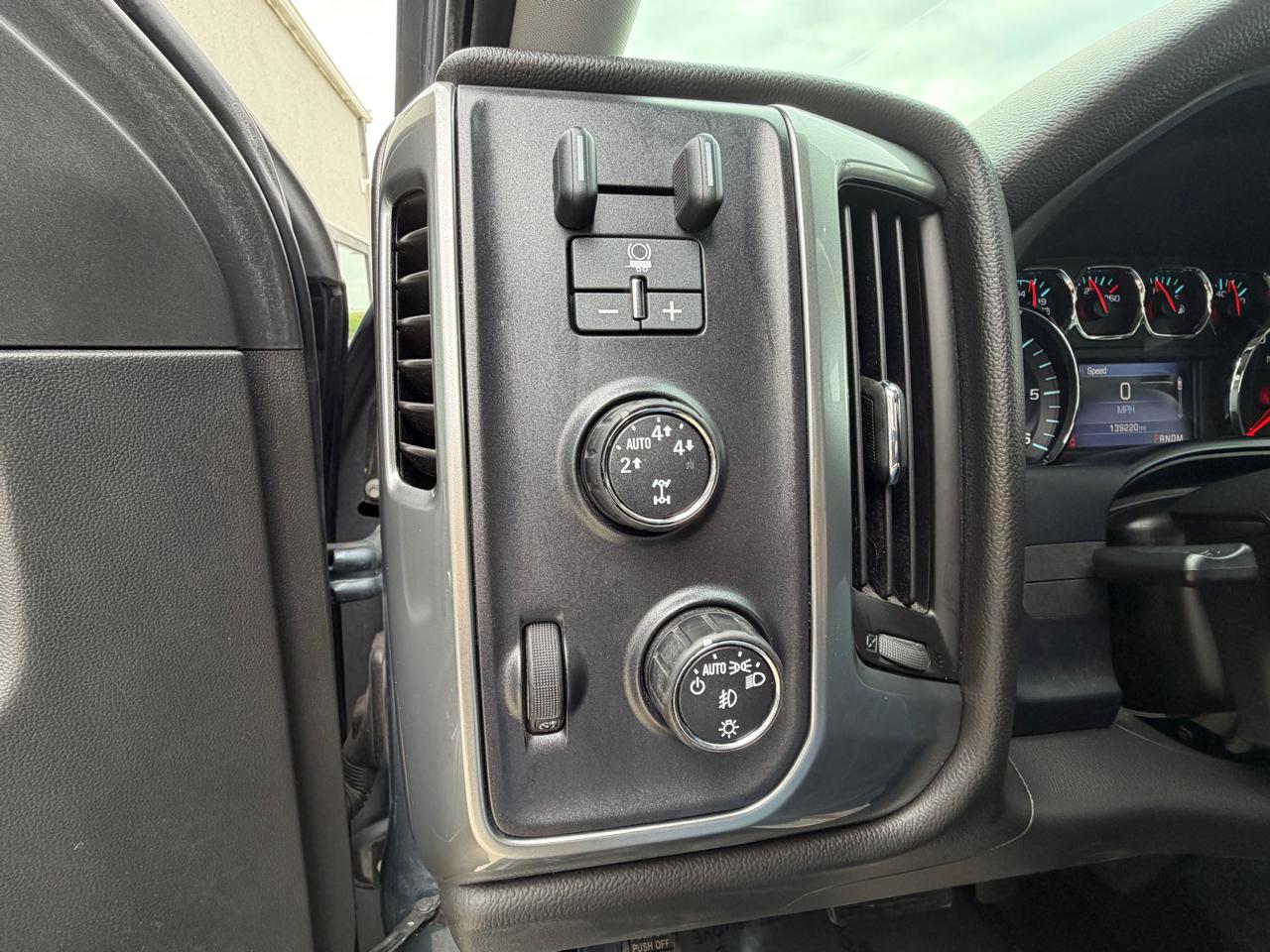 Chevrolet Silverado 1500 1LT Crew Cab 4WD 2014