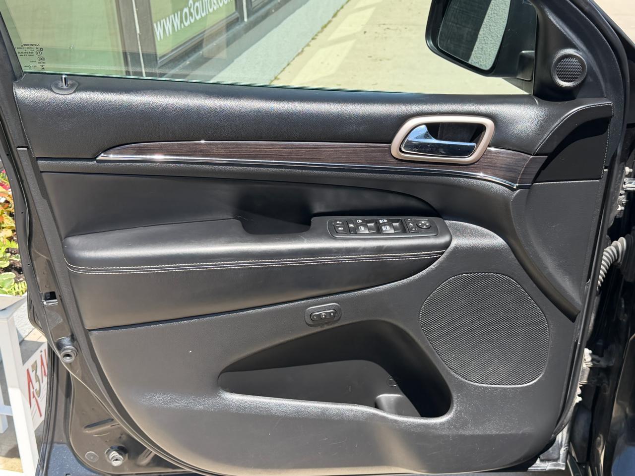 Jeep Grand Cherokee Overland 4WD 2016