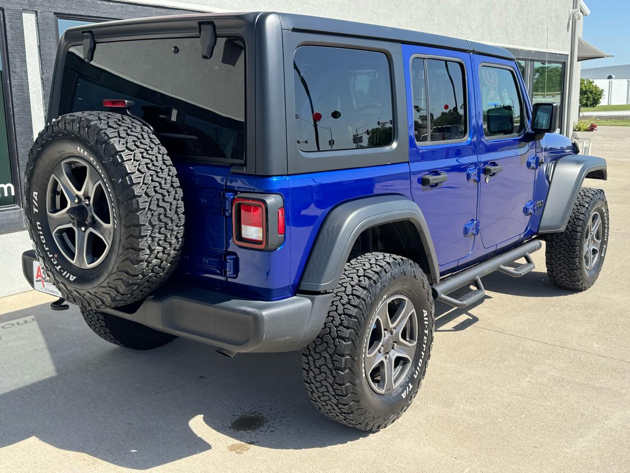 Jeep Wrangler Unlimited Sport 2018