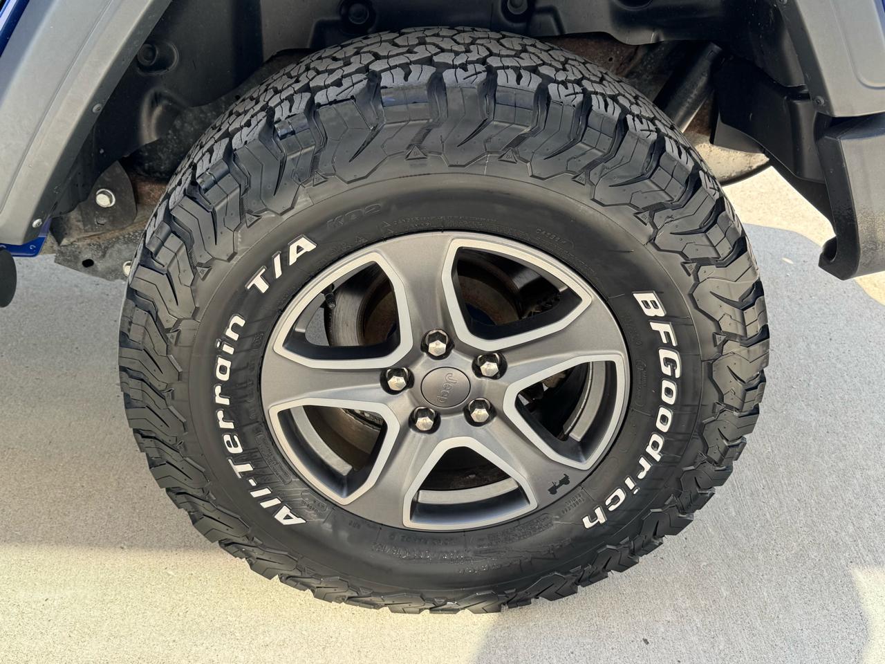 Jeep Wrangler Unlimited Sport 2018