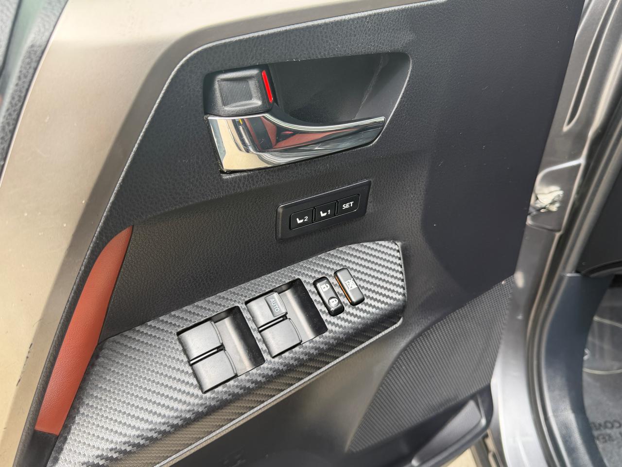 Toyota RAV4 Limited AWD 2014