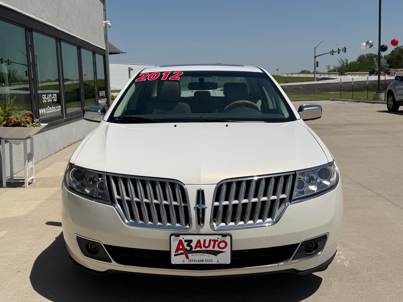 Lincoln MKZ 4dr Sdn FWD 2012