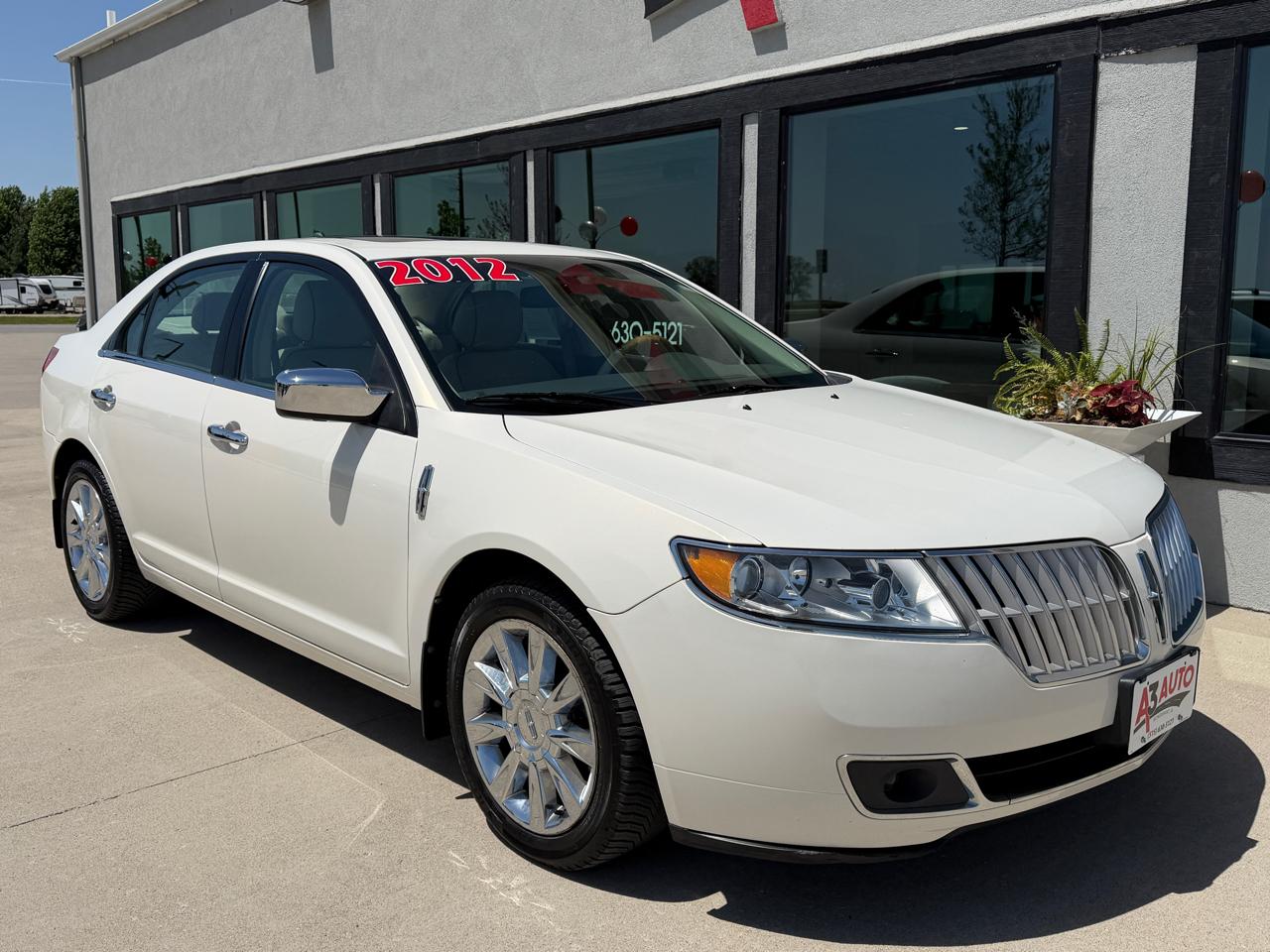 Lincoln MKZ 4dr Sdn FWD 2012