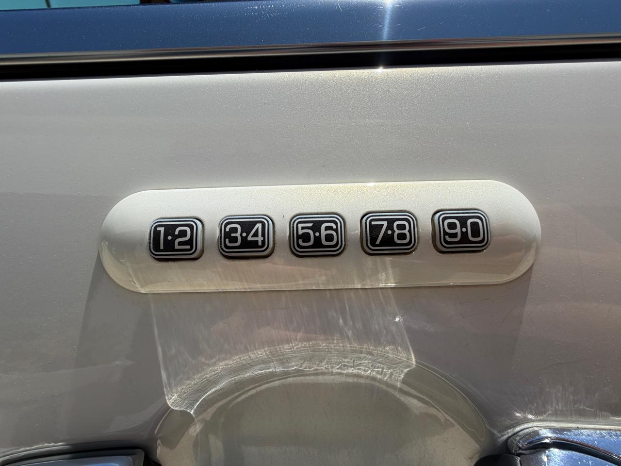 Lincoln MKZ 4dr Sdn FWD 2012