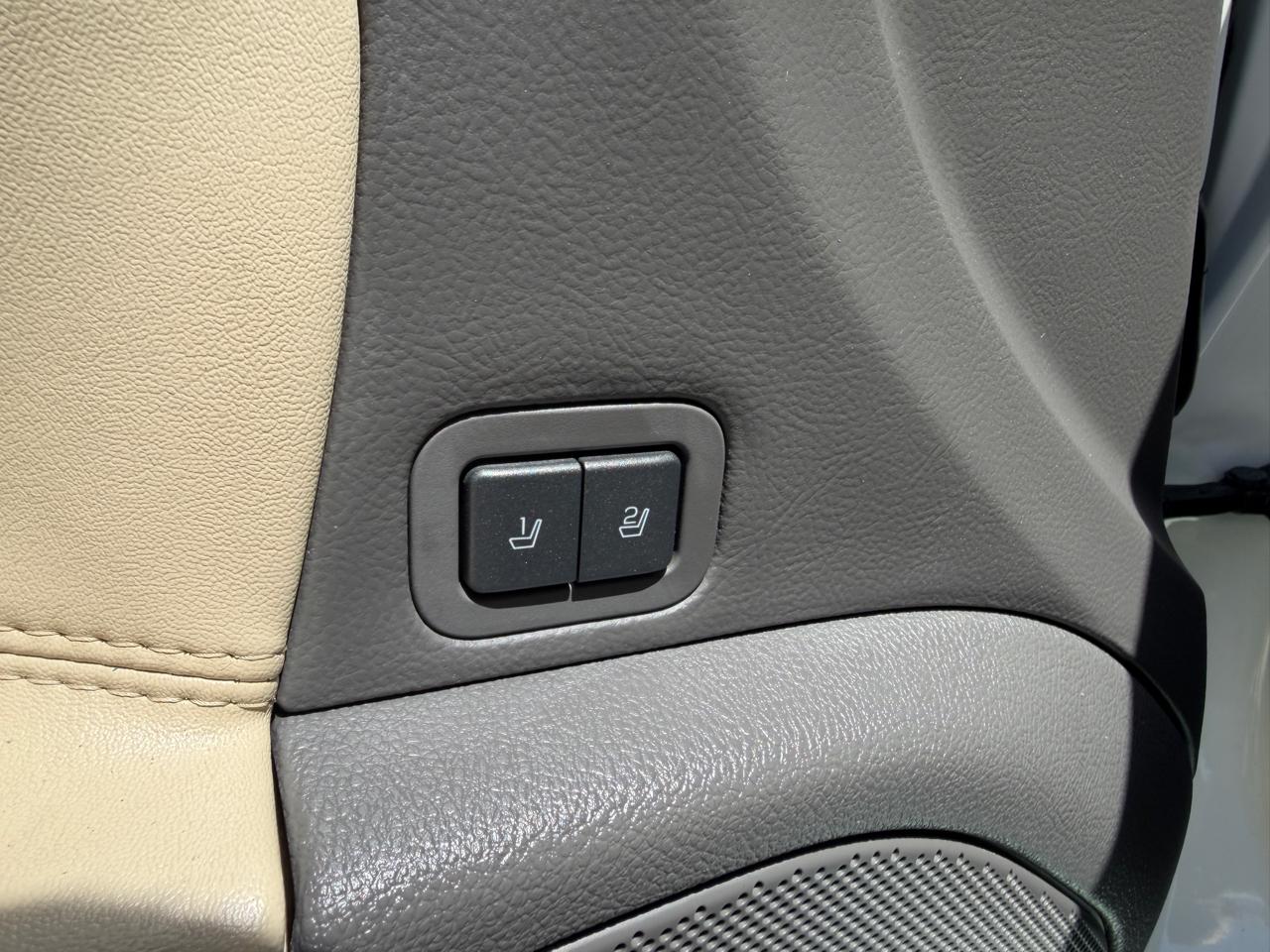 Lincoln MKZ 4dr Sdn FWD 2012