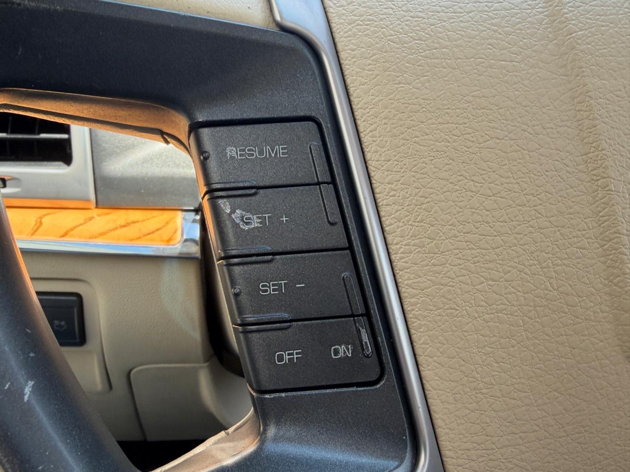 Lincoln MKZ 4dr Sdn FWD 2012