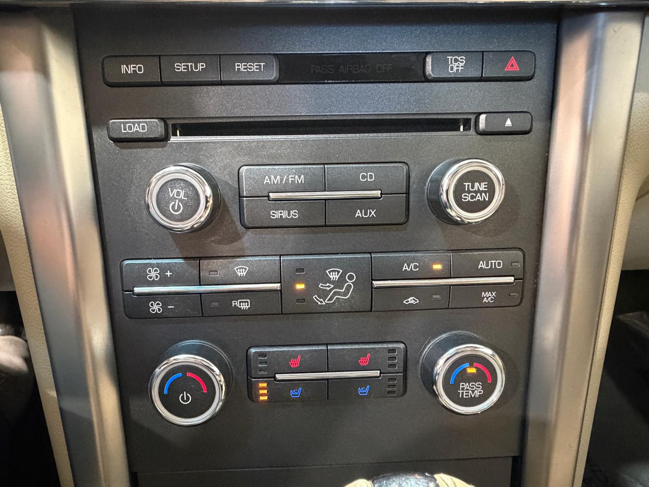 Lincoln MKZ 4dr Sdn FWD 2012