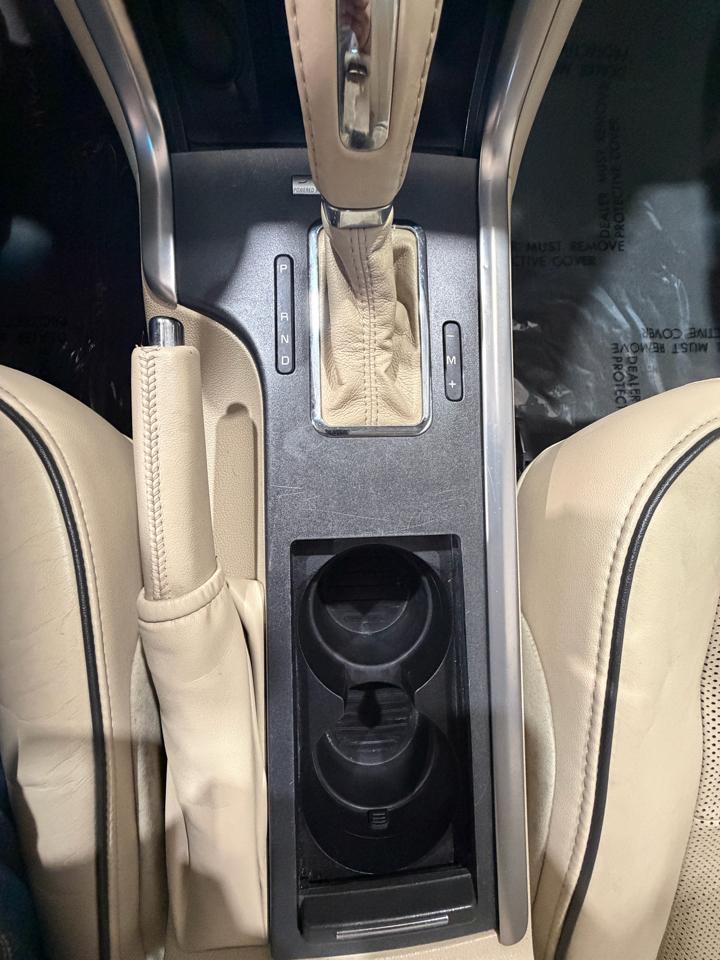 Lincoln MKZ 4dr Sdn FWD 2012