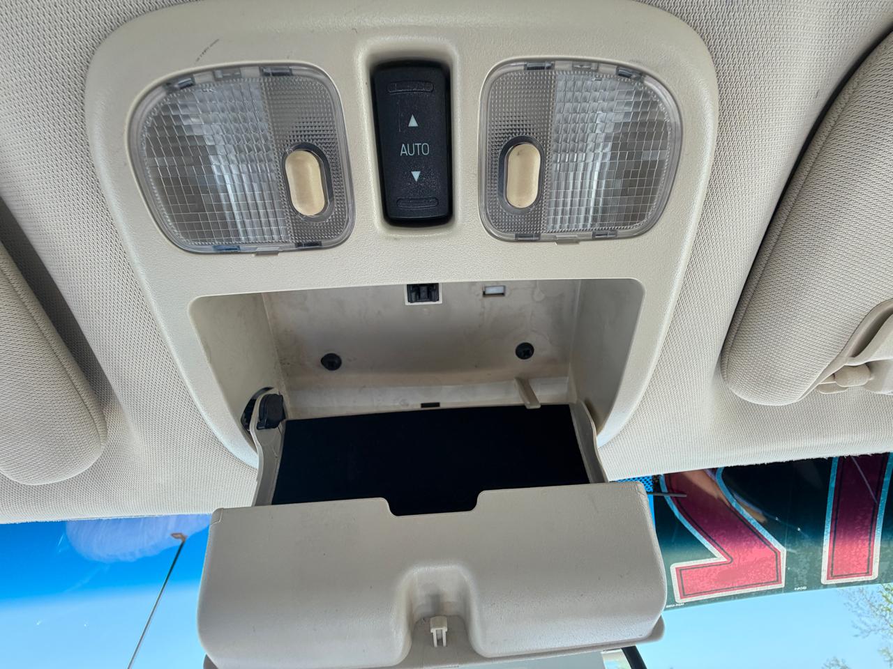 Lincoln MKZ 4dr Sdn FWD 2012