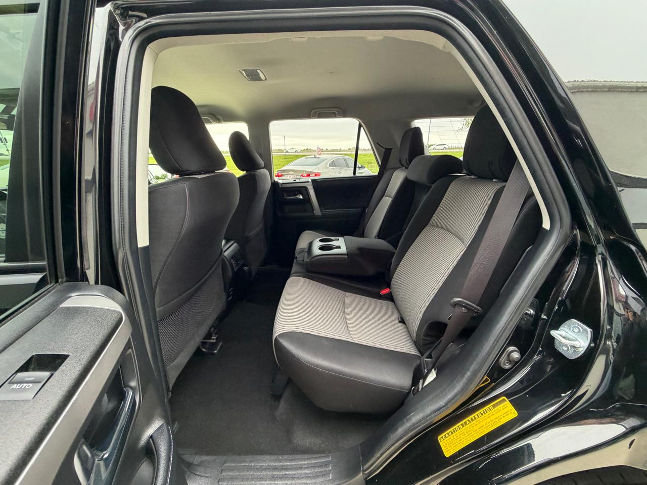 Toyota 4Runner SR5 4WD 2019