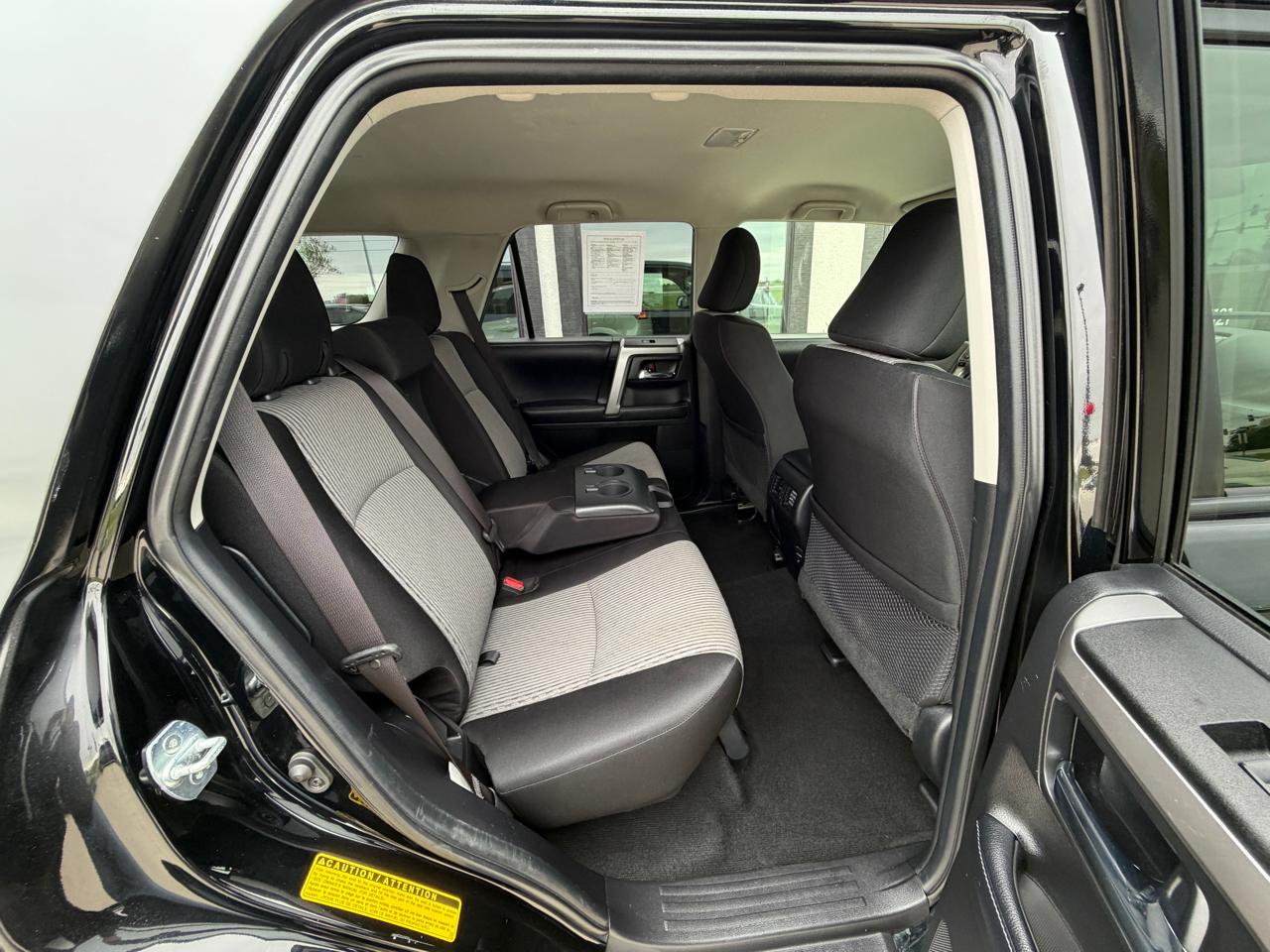 Toyota 4Runner SR5 4WD 2019