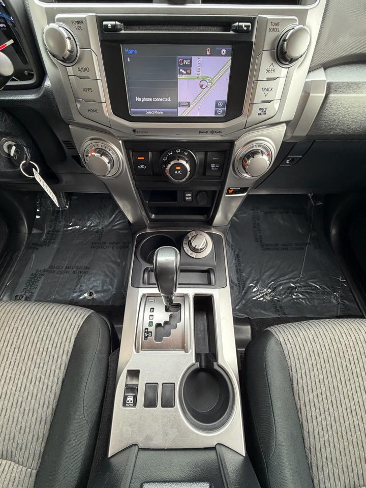 Toyota 4Runner SR5 4WD 2019