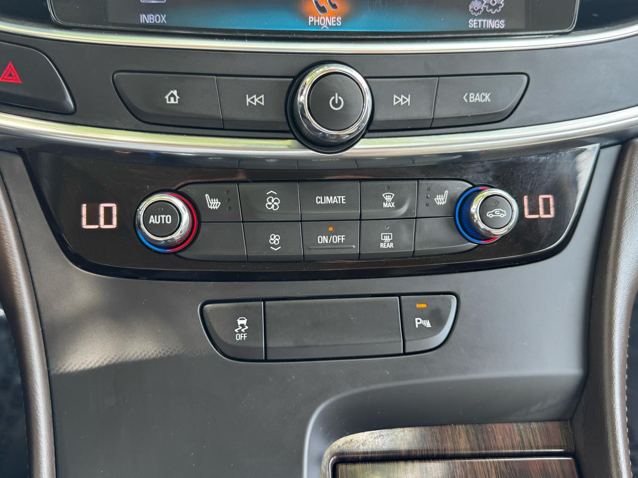Buick LaCrosse Essence 2017