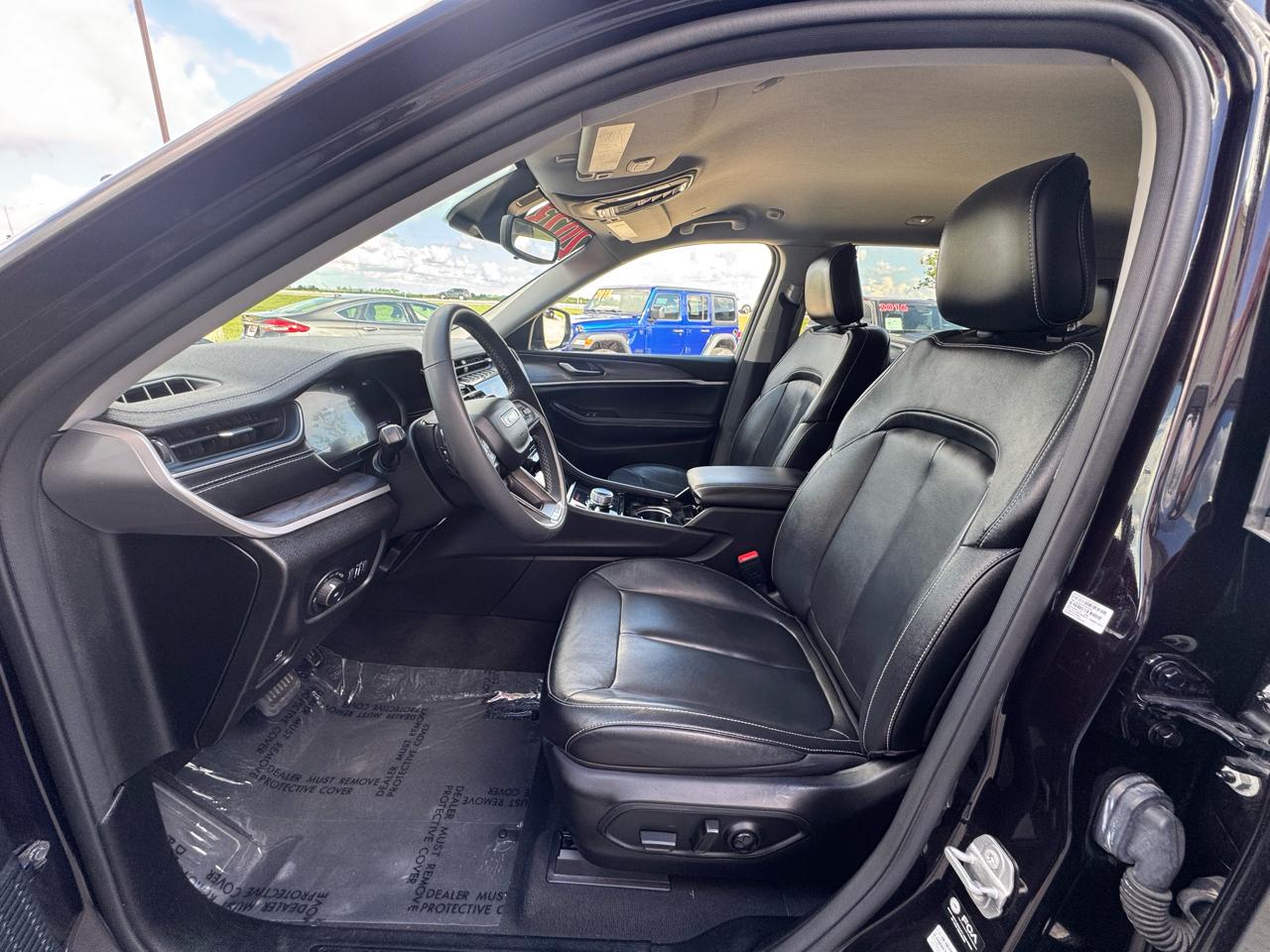 Jeep Grand Cherokee L Limited 4WD 2023