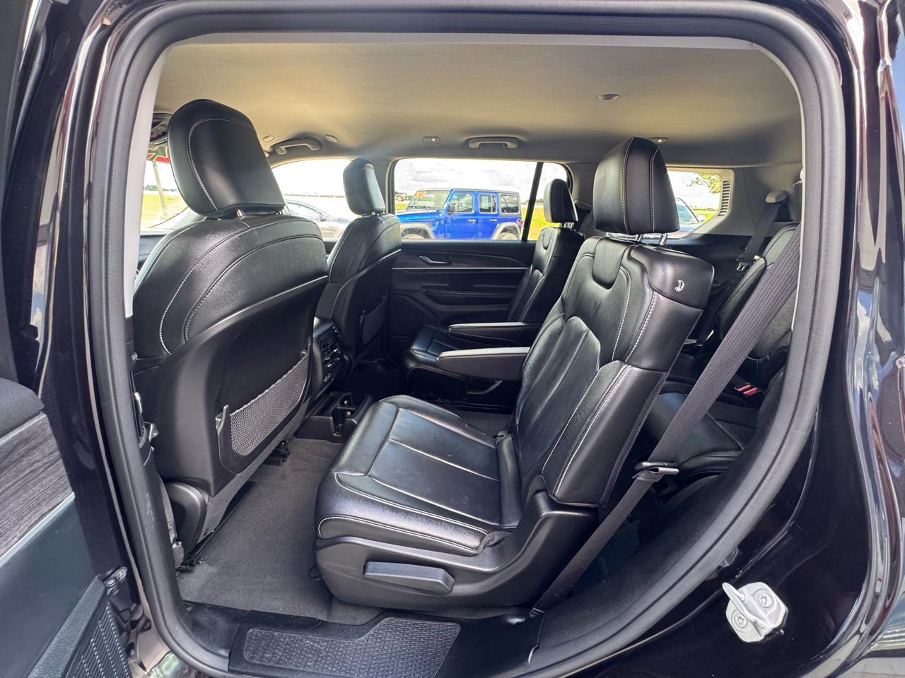 Jeep Grand Cherokee L Limited 4WD 2023