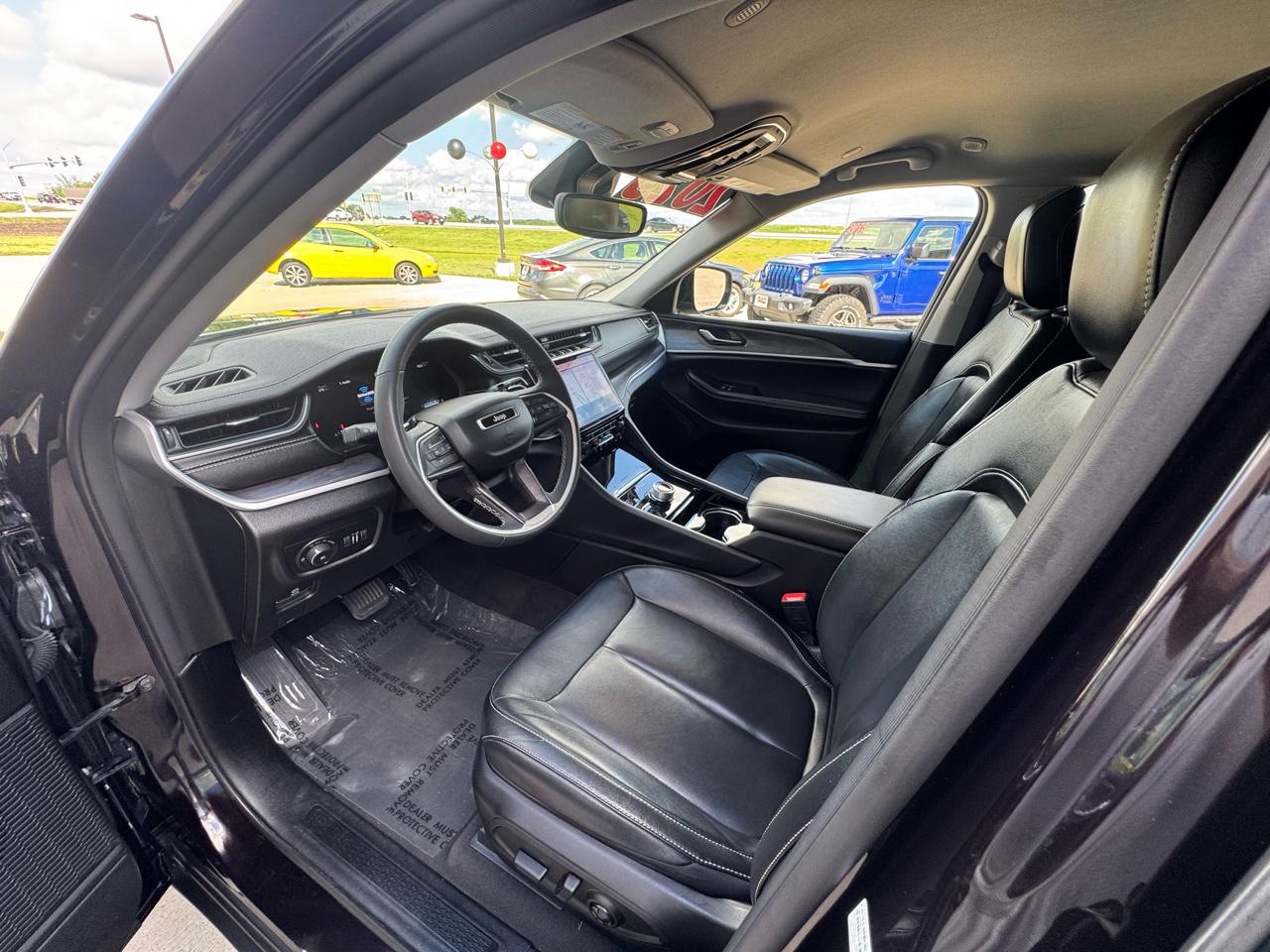 Jeep Grand Cherokee L Limited 4WD 2023
