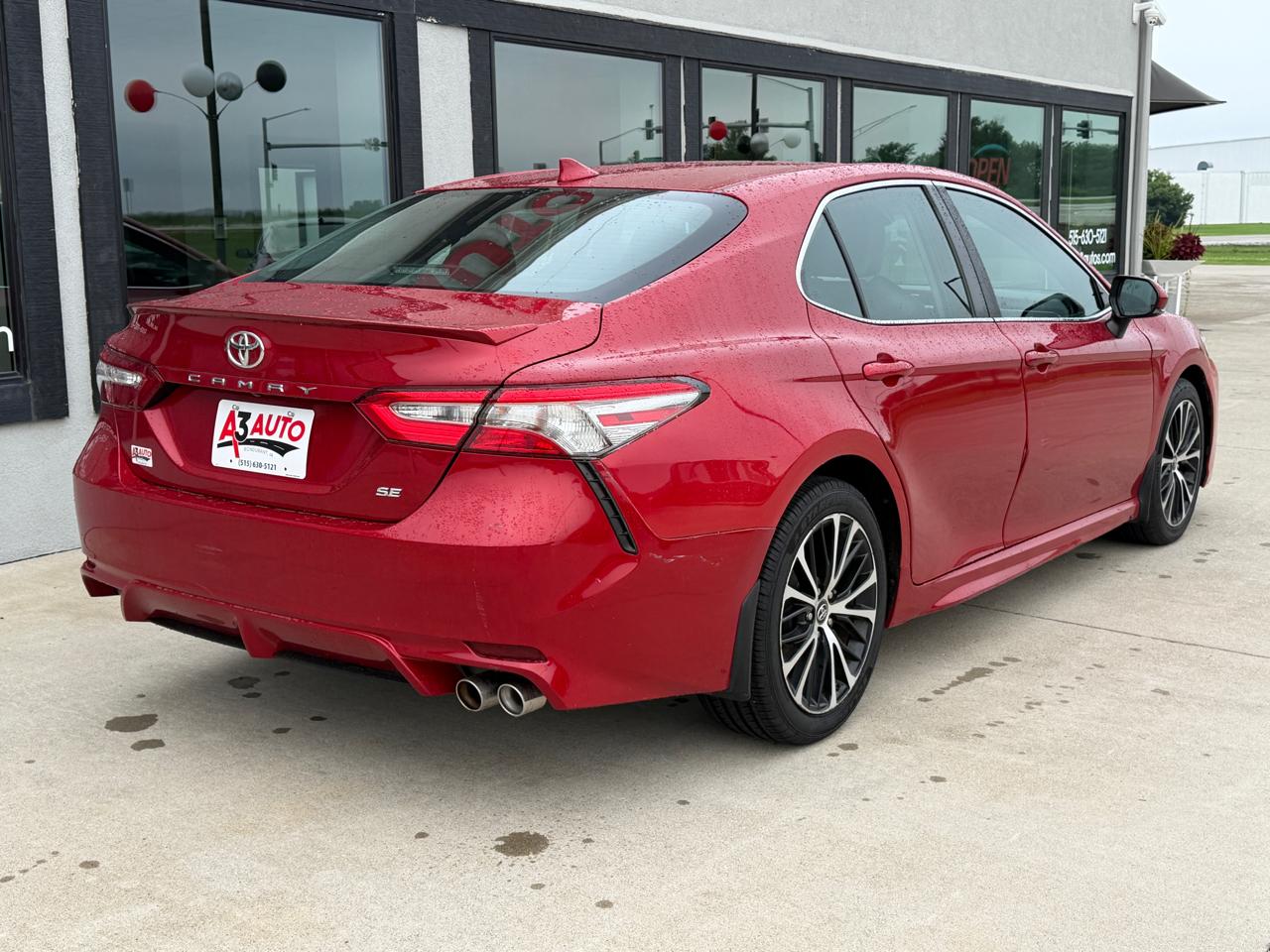 Toyota Camry SE 2019