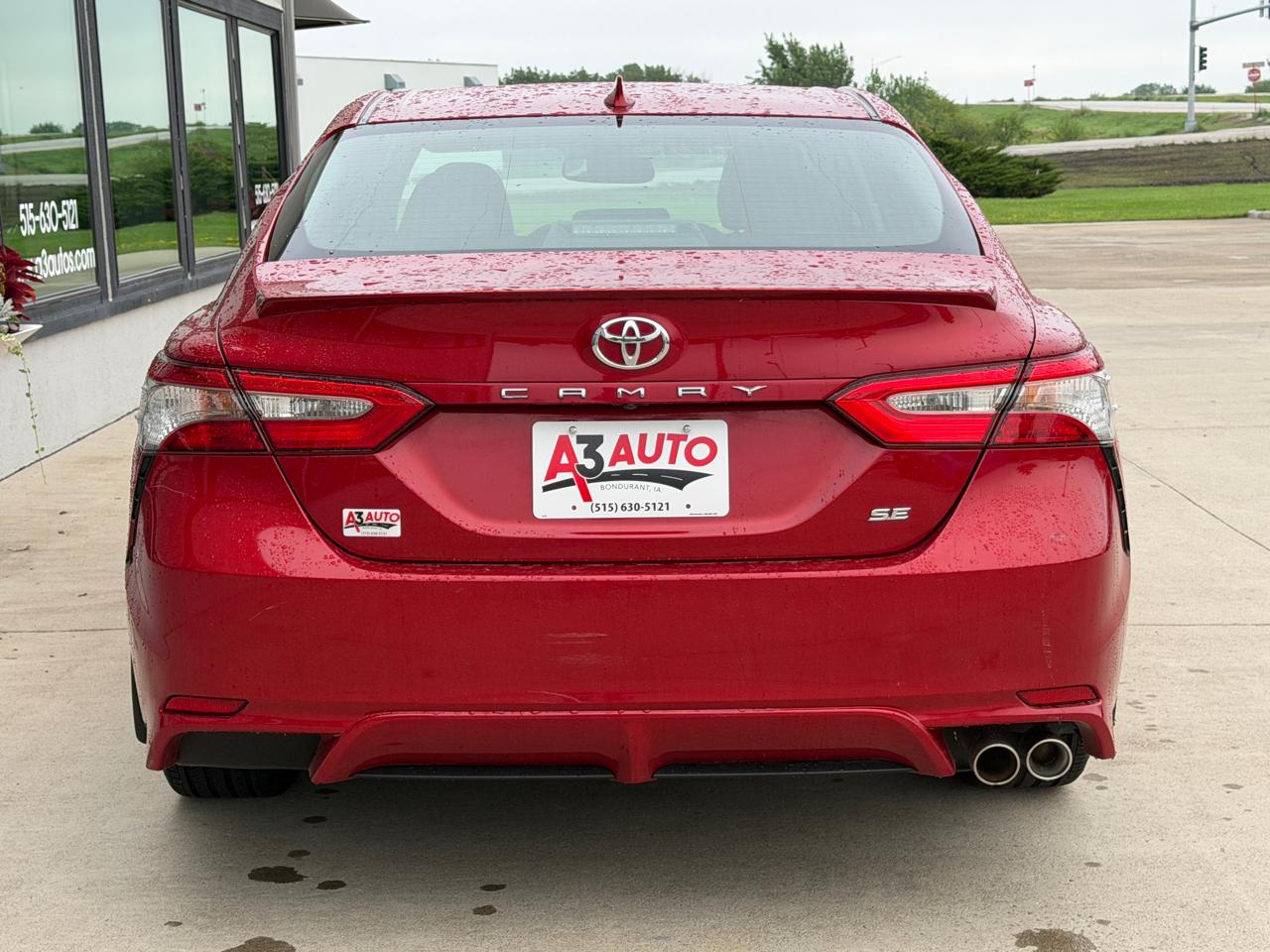 Toyota Camry SE 2019