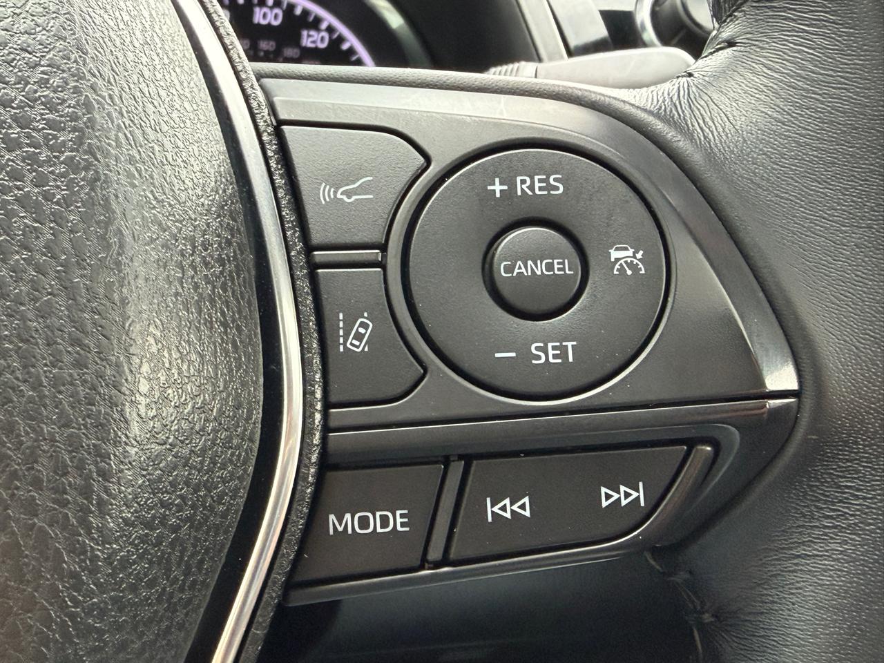 Toyota Camry SE 2019