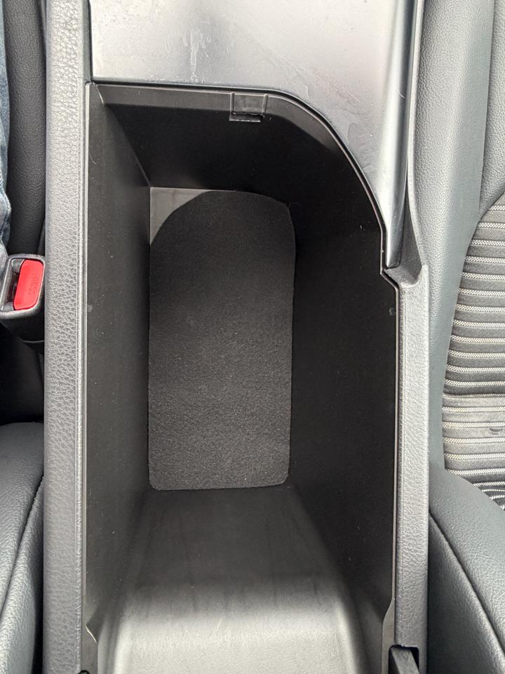 Toyota Camry SE 2019