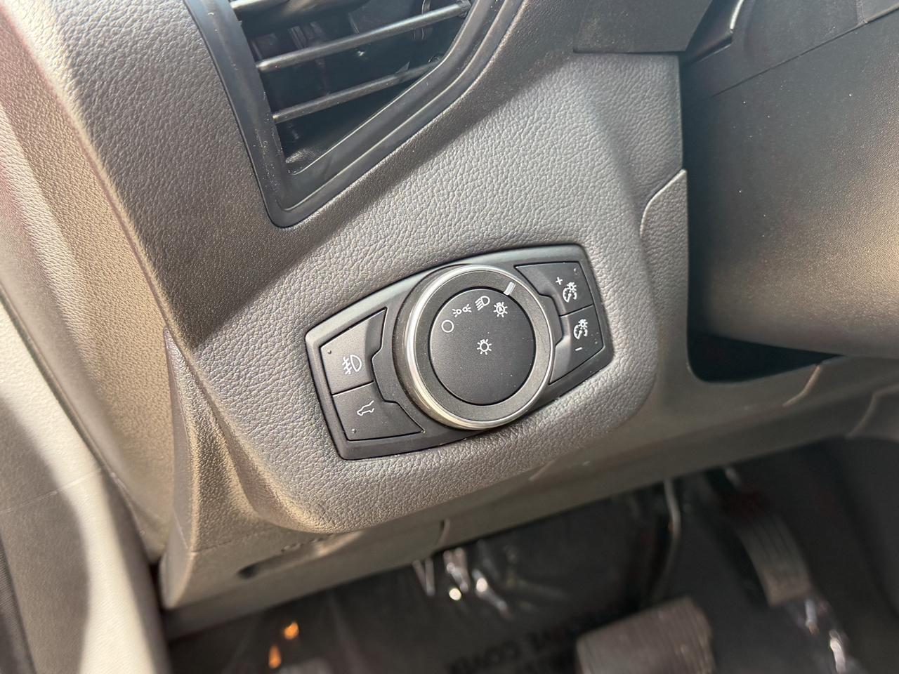 Ford Escape SEL 4WD 2019