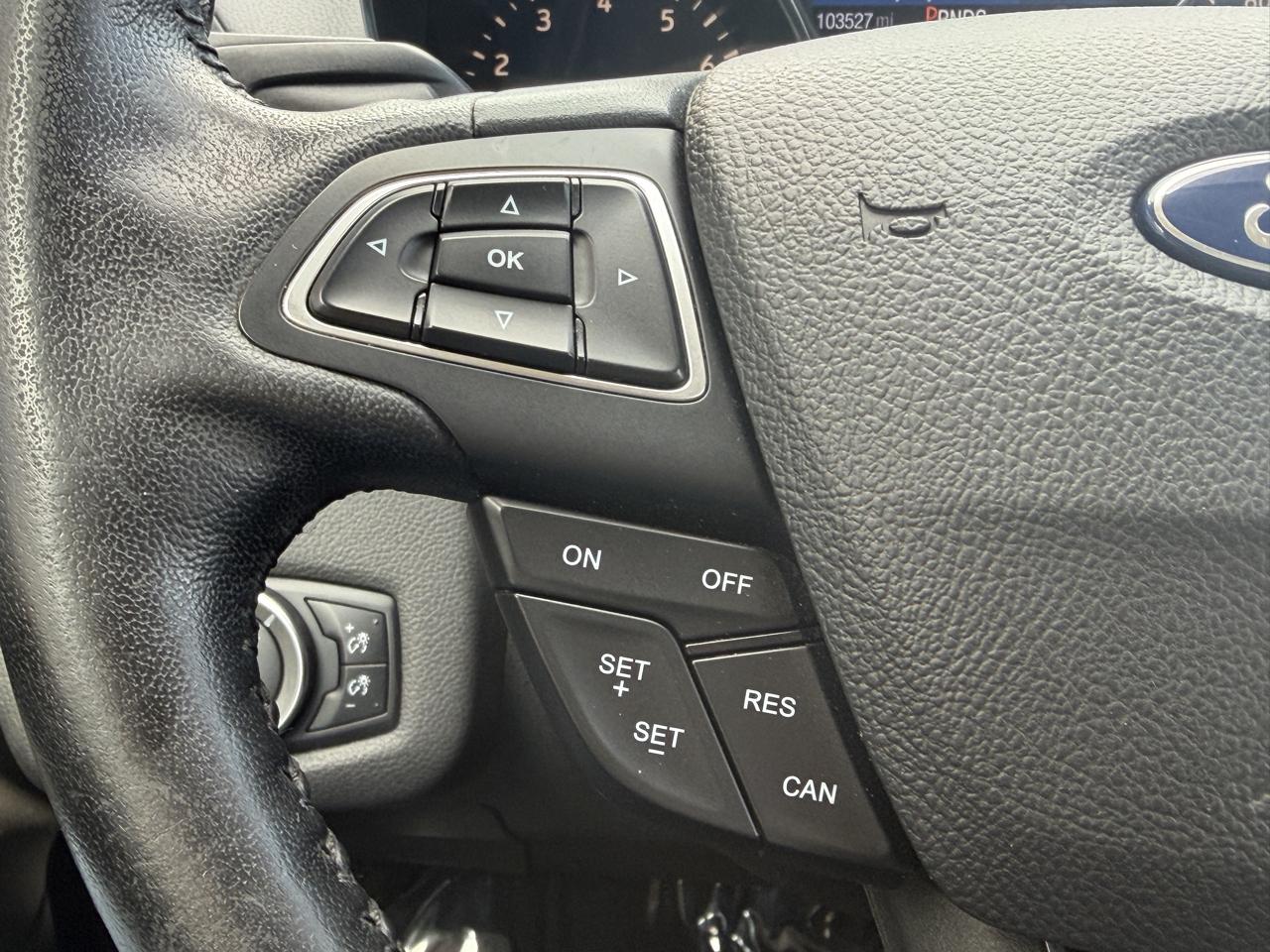 Ford Escape SEL 4WD 2019