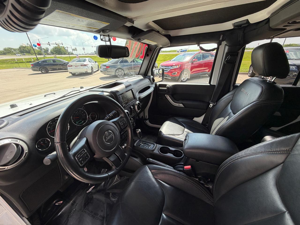 Jeep Wrangler Unlimited Sahara 4WD 2016