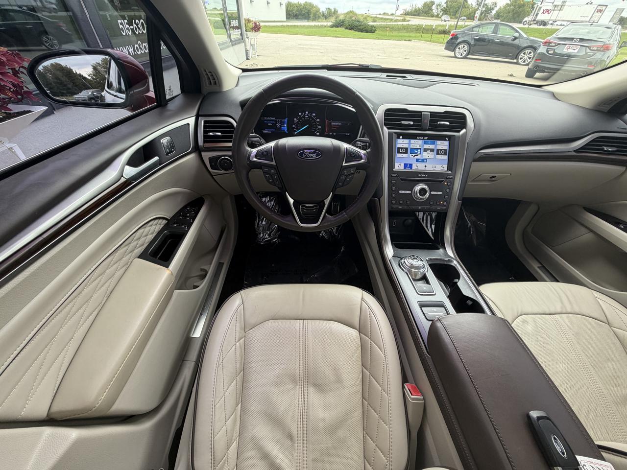 Ford Fusion Platinum 2017