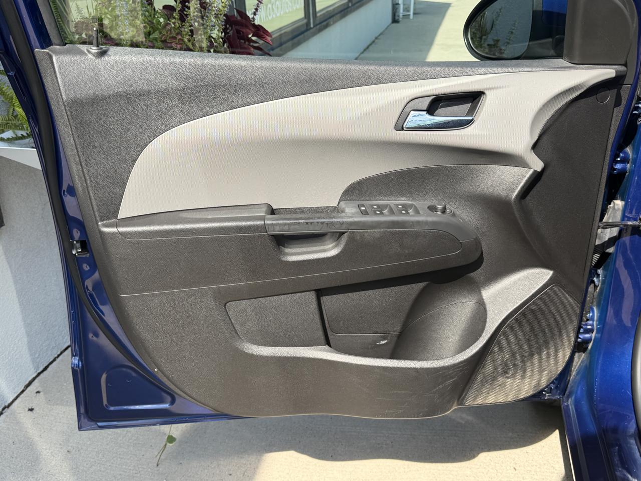 Chevrolet Sonic LT Auto Sedan 2013