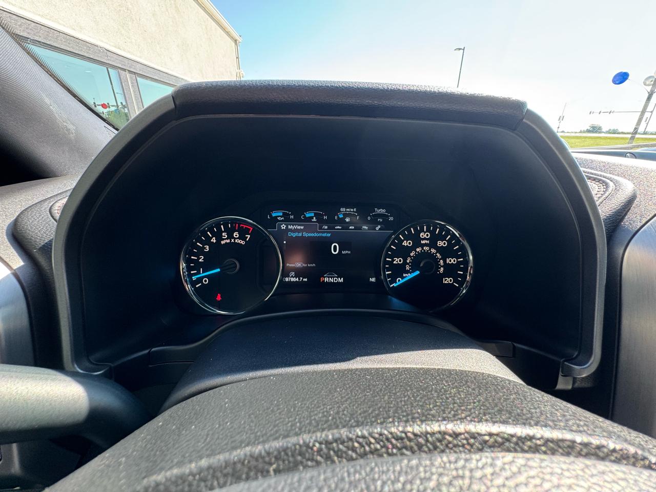 Ford F-150 Platinum SuperCrew 5.5-ft. Bed 4WD 2018