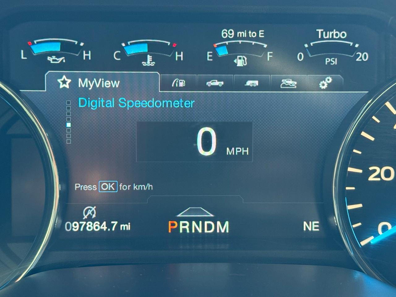 Ford F-150 Platinum SuperCrew 5.5-ft. Bed 4WD 2018