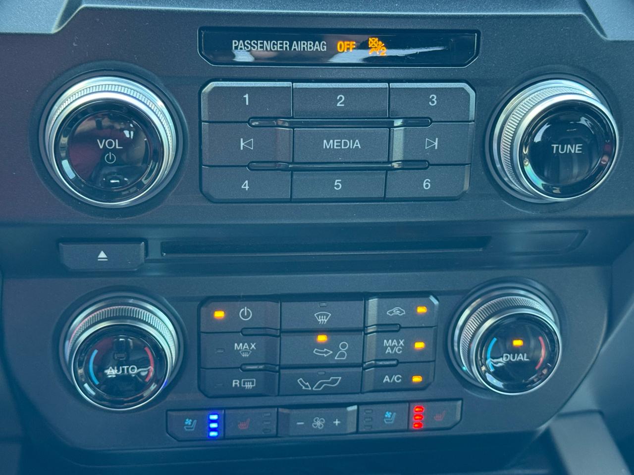 Ford F-150 Platinum SuperCrew 5.5-ft. Bed 4WD 2018