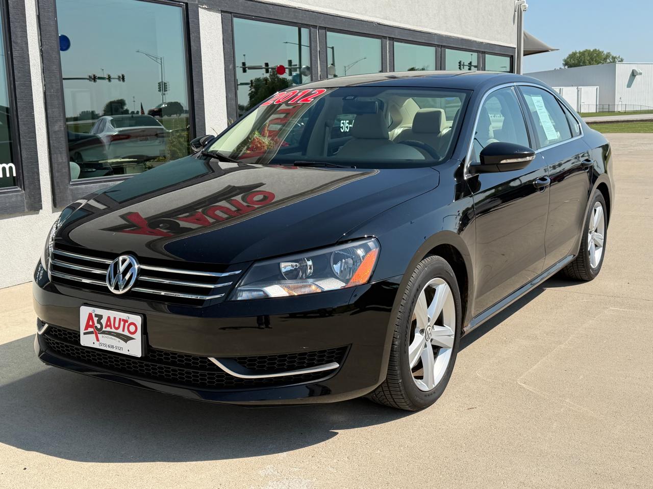 Volkswagen Passat 2.5L SE AT 2012