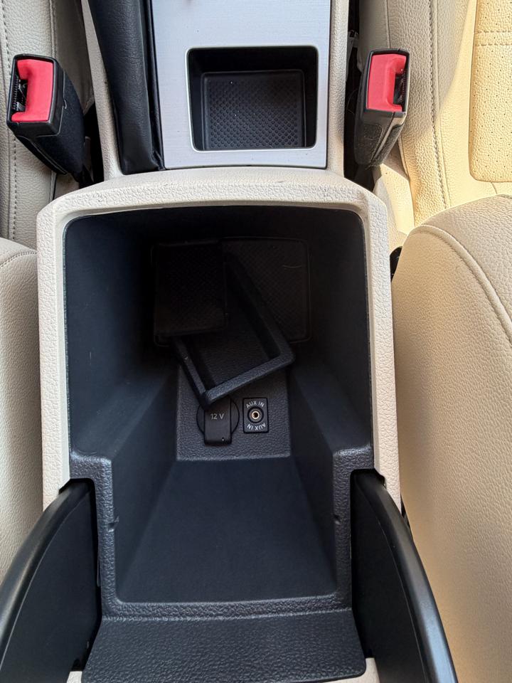 Volkswagen Passat 2.5L SE AT 2012