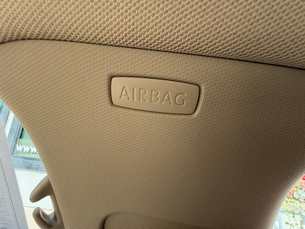 Volkswagen Passat 2.5L SE AT 2012