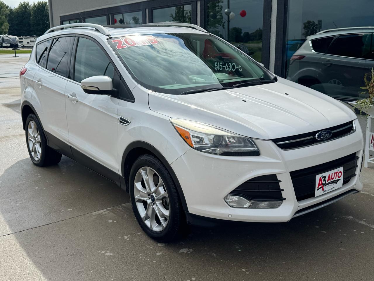 Ford Escape Titanium 4WD 2015