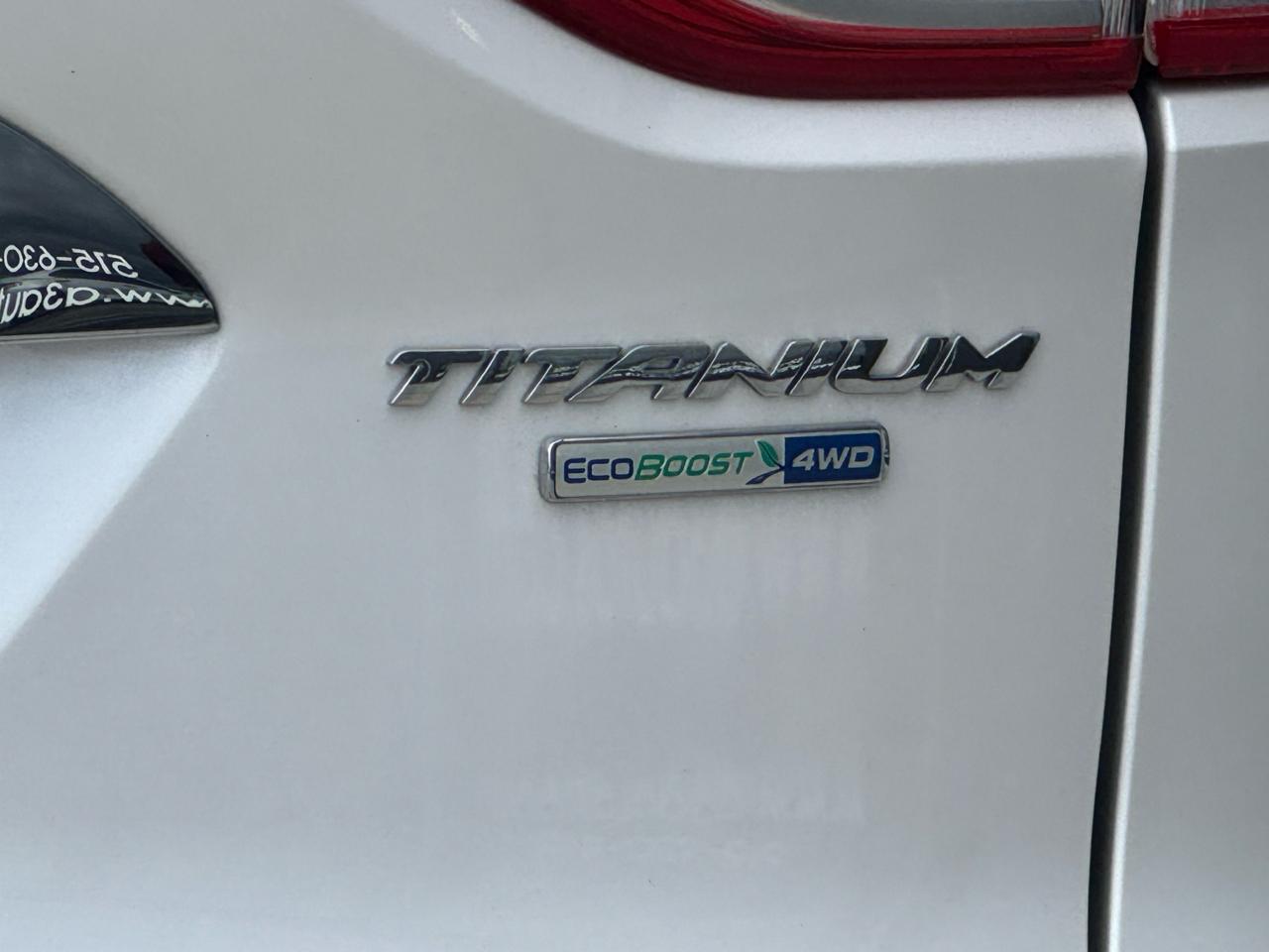 Ford Escape Titanium 4WD 2015